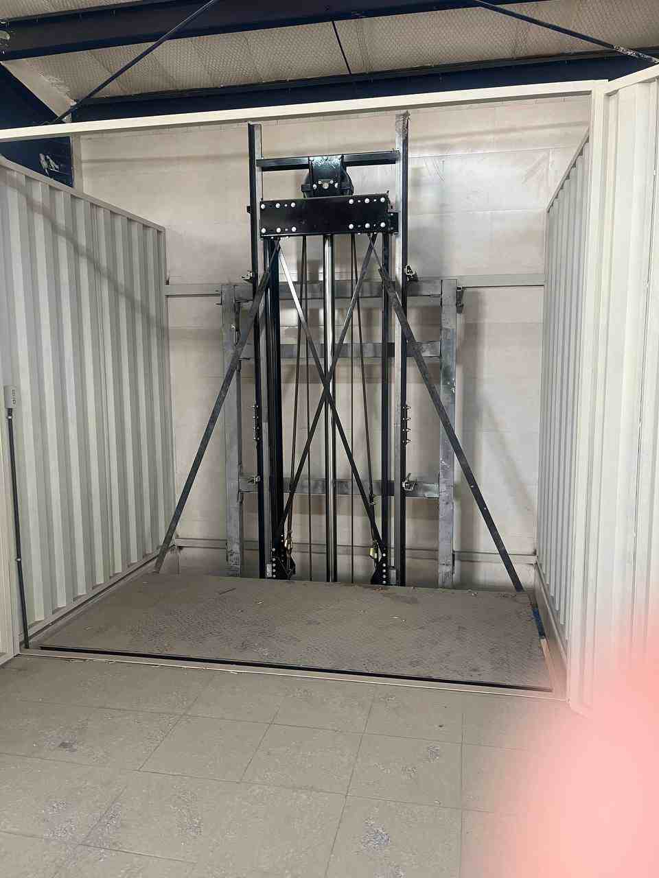 بالابر یک تن صنعتی